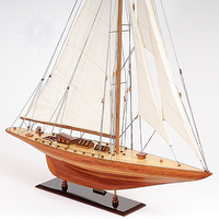 Hochwertige Handgefertigte Zedernholz-Yacht-Replik Shamrock Modellschiff Sammlerstück Nautische Dekoration Historisches Ausstellungsstück Bemalt