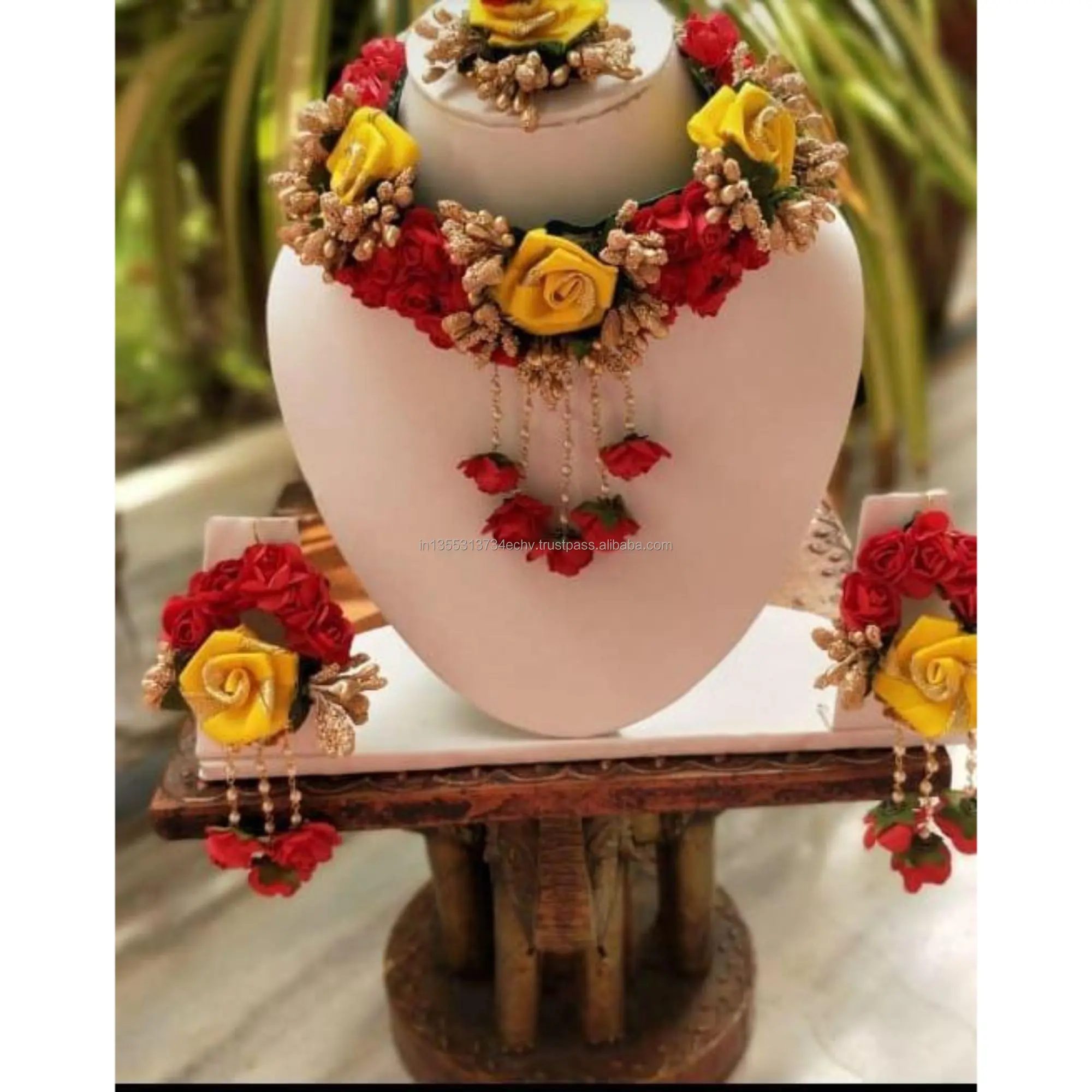 Handgemaakte Indiase Mode Bloem Traditionele Etnische Bloemen Sieraden Set Multi Color Ketting, Oorbellen En Armbanden Beach Wedding