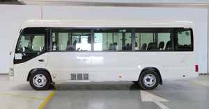 Coaster BUS 2022, 5 places, essence, SUV, transmission intégrale, intérieur en cuir, toit ouvrant panoramique foncé, caméra arrière 360° - Product Image 3