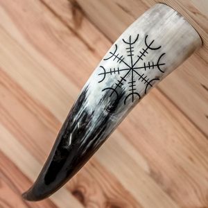 2025 nuevo superventas ecológico buey búfalo tallado a mano vikingo Medieval beber cuerno soportes de madera cuernos naturales para bebidas - Product Image 4
