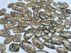 พลอยแจสเปอร์สีดำทรงรีคุณภาพดีที่สุด แบบหลวม สำหรับทำสร้อยคอและเครื่องประดับที่มีเอกลักษณ์ - Product Image 4