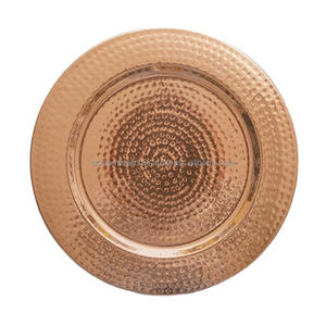 Plaque de présentation moderne en bronze martelé Design personnalisé en métal Parfait pour les centres de villégiature Table à manger de mariage Serveur de nourriture et vaisselle - Product Image 1