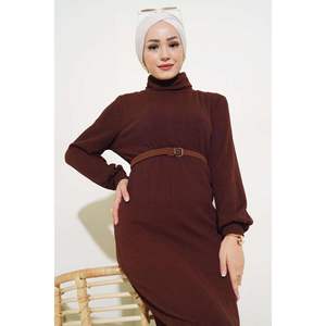 Vestido cuello alto con cinturón marrón - Product Image 2