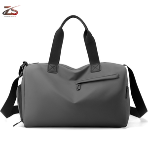 Bolsa de gimnasio Logotipo personalizado Venta caliente Precio bajo para hombres y mujeres Diseño personalizado de Pakistán - Product Image 5