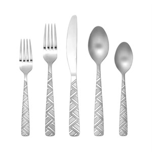 Maravilloso Juego de Cubiertos de Acero Inoxidable de Diseño Discreto y Elegante - Ecológico y de Primera Calidad para Cenas Rústicas y Gourmet - Product Image 5