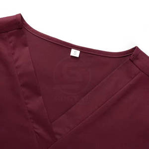 เสื้อสครับคุณภาพสูงราคาส่ง ระบายอากาศได้ดี ผลิตจากวัสดุทนทาน สำหรับผู้หญิง ผลิตในปากีสถาน - Product Image 4