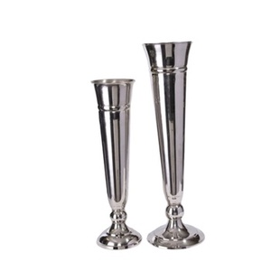 ชุดแจกันดอกไม้โลหะเคลือบสีเงิน2ชิ้นพร้อมกระจกสำเร็จรูปเหมาะสำหรับตกแต่งบ้านและที่ปลูกต้นไม้บนโต๊ะดีไซน์คลาสสิก - Product Image 1