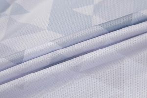 Jersey y pantalones cortos con pechera y cremallera personalizados, uniforme de carreras deportivas de ciclismo, uniformes estampados a la moda transpirables hechos en poliéster - Product Image 4