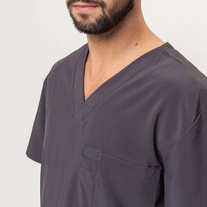 Uniformes médicos diseñados para las rutinas sanitarias que ofrecen comodidad confiable, ajuste equilibrado y construcción transpirable - Product Image 4