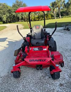 Livraison gratuite Gravely Pro Turn 640 Tondeuse à gazon à vendre 35 HP Moteur à essence 60 pouces Pro Deck Machine de découpe d'herbe - Product Image 4