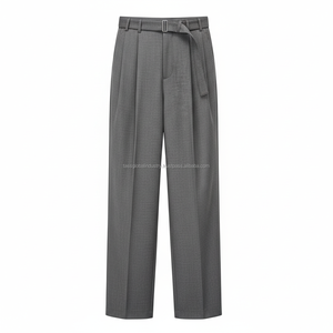 Pantalones Plisados Grises Premium para Hombre - Estilo de Lujo Discreto con Cinturón a Juego - Product Image 4