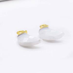 Colgante de Piedra Lunar en Forma de Media Luna, Chapado en Oro, Amuleto de Media Luna, Joyería Pequeña Hecha a Mano, Regalo DIY - Product Image 4