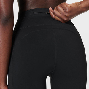 Short de yoga pour femmes à taille haute avec LOGO personnalisé Short de course à pied en spandex tricoté avec poches - Product Image 5