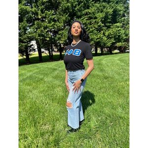 Zeta Phi Beta Maglietta Greca Lettera Nera Taglio Donna 100 Cotone Ricamato Lettere Greche Sorority Abbigliamento Moda Casual - Product Image 1
