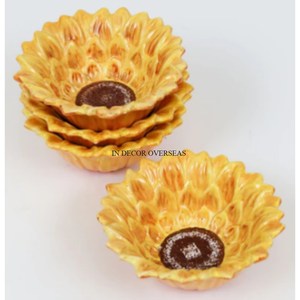 Trending Pattern Arrival White And Green Color Enamel Finishing Leaves Designer <b>Heavy</b> <b>Duty</b> Metal Fruits Serving Table Decor Bowl - Product Image 2