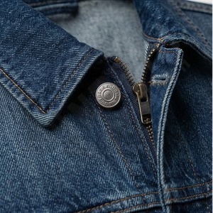 แจ็คเก็ตยีนส์ลำลองผู้ชายคุณภาพสูง ระบายอากาศได้ดี ขนาดและสีปรับแต่งได้ตามต้องการ พร้อมปกตั้ง โลโก้ด้านหน้า และดีไซน์แบบกลับด้านได้ - Product Image 4