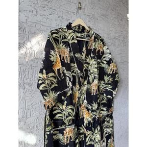 Robe kimono en coton imprimé à la main, motif floral Forêt Noire, tissu tissé - Product Image 3