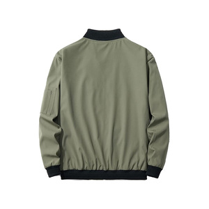 Blouson aviateur d'hiver de baseball imperméable pour hommes, coupe-vent et en satin de conception OEM avec logo personnalisé - Product Image 4