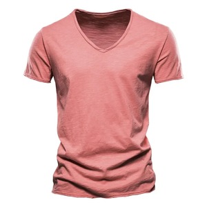 2025 caliente verano hombres cuello en V camiseta nuevo Color sólido 100% algodón manga corta de punto Top superventas - Product Image 5