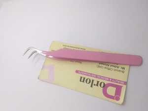 Pince à épiler d'extension de cils enduite de couleur rose Diamond Grip Logo privé Volume de pointe en fibre d'acier inoxydable Pince à épiler pointue incurvée - Product Image 5