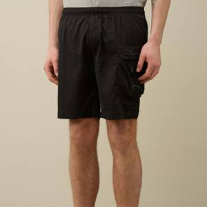 Pantalones cortos de baño suaves y duraderos para hombre, traje de baño cómodo disponible en varios tamaños y colores - Product Image 2