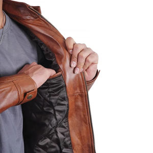 Chaqueta de Cuero Vacuno Genuino Hecha a Mano, Diseñada para Brindar Comodidad Duradera, un Look Elegante y una Apariencia Segura - Product Image 4