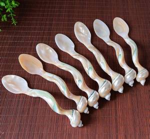 Cuillère perlée de luxe au design ancien intemporel - Product Image 5