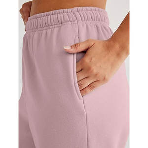 ขายส่งกางเกงเหงื่อผู้หญิง jogger ชุดสองชิ้นที่กําหนดเอง streetwear กางเกงวอร์มขนแกะ joggers ผ้าฝ้ายสําหรับสาว ๆ สบายๆ - Product Image 4