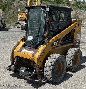 Minicargadora Cat al mejor precio modelo 272D3, MINICARGADORA resistente con motor central y componentes de bomba compactos - Product Image 6