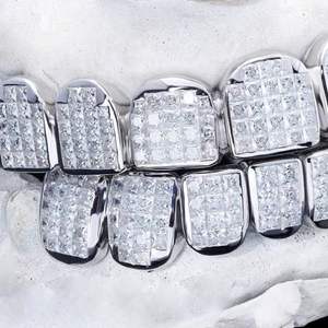 100% pureté VVS1 luxe princesse coupe 17 carats Moissanite argent plaqué dents Grillz griffe réglage 8 haut 8 bas corps bijoux - Product Image 3