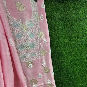 ชุดผ้าไหมแท้ลายปัก, เดรสลำลองยาวถึงเข่า - Product Image 1