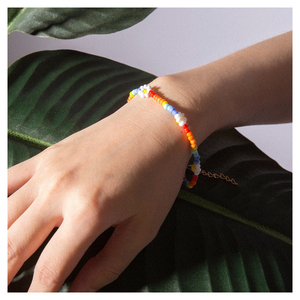 Bohemian Daisy Flower Seed Bead Bracelet - Product Image 1