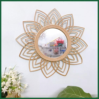 Belle conception unique de morceau d'art de mur de miroir décoratif de mini rotin pour la décoration à la maison