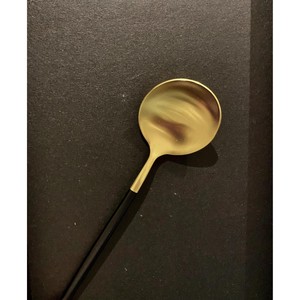 Juego de tenedor y cuchillo de acero inoxidable de 5 piezas bellamente Elaborado/cubiertos chapados en oro con asas de color - Product Image 2