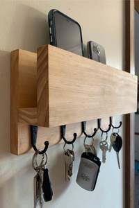 Minimalist <b>light</b> <b>wood</b> key rack with phone storage. Available at wholesale prices. - Product Image 2