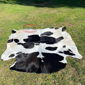 Peau de Vache en Cuir Véritable Naturel Doux pour Meubles Sacs à Main Canapés Chaussures Bagages Vêtements avec Motifs Finis - Product Image 1