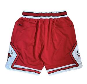 กางเกงขาสั้นผู้ชายคุณภาพสูง มีกระเป๋าและซิป ผ้าตาข่าย กางเกงขาสั้นผู้ชายสำหรับเล่นบาสเก็ตบอล - Product Image 1