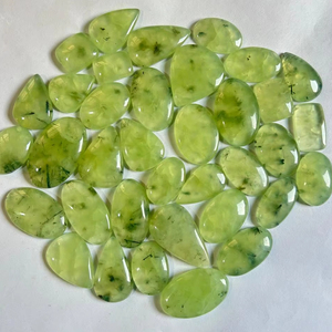AAA + เกรดธรรมชาติ prehnite Cabochon เครื่องประดับคริสตัลดิบบำบัดสีเขียว - Product Image 1