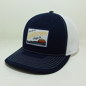 Vente en gros OEM quantité minimale de commande bas forme camionneur chapeaux tissé Patch Logo personnalisé casquette de camionneur hommes femmes voyage respirant casquettes de sport - Product Image 1