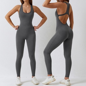 ชุดบอดี้สูทกีฬาสตรีขนาดพิเศษชุดจั๊มสูทแขนกุดเซ็กซี่แห้งเร็วเสื้อแขนกุดใส่ออกกำลังกาย - Product Image 4