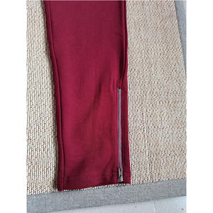 Venta al por mayor a granel Personalizar Logo Impresión en blanco Hombres Entrenamiento Running Wear Sport Jogger Chándales - Product Image 3