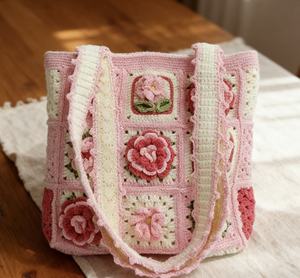 Sac bandoulière en crochet fait main avec fleurs, fermeture éclair, broderies, deux sangles, vente en gros d'usine, design élégant en polyester, idéal pour le shopping - Product Image 2