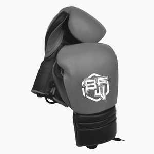 Guantes de boxeo profesionales de cuero real de secado rápido que absorbe la humedad calidad hecha a medida con diseño OEM para Sparring - Product Image 6