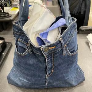 Mochila Premium Unisex con Marco Externo de PVC y GPS, Capacidad de 36-56 Litros para Senderismo y Camping - Product Image 1