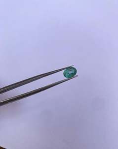 Venta al por Mayor de Esmeraldas Verdes Sueltas de Primera Calidad, Directamente de Fábrica, Gemas Naturales de Alta Demanda a Precio de Mayoreo para Joyería - Product Image 3