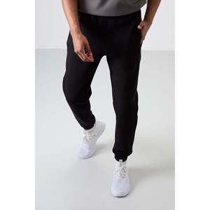 Pantalones Deportivos para Hombre Cesar con Bolsillos Negros y Tela Cepillada - 84929 - Negro - Product Image 2
