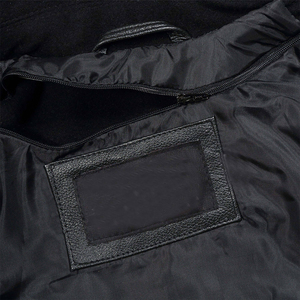 Chaqueta Universitaria Personalizada, Chaqueta Deportiva con Capucha, Mangas de Cuero Negro y Lana Roja, Chaqueta Bomber de Béisbol Universitaria - Product Image 4