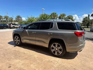 GMC Acadia Denali 2019 - Product Image 5