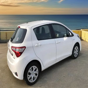 Sellingg Toyotaa Vitzz Yariss Turbo Diesel Sedan Caja de cambios automática Asientos de cuero ACC Control de crucero Suministro de exportación - Product Image 4