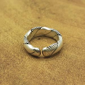 925เงินสเตอร์ลิงสำหรับนักออกแบบแหวนวงครึ่งรอบชนเผ่าเครื่องประดับเพชรที่ทำจากฝีมือสำหรับงานแต่งงานครบรอบ - Product Image 4